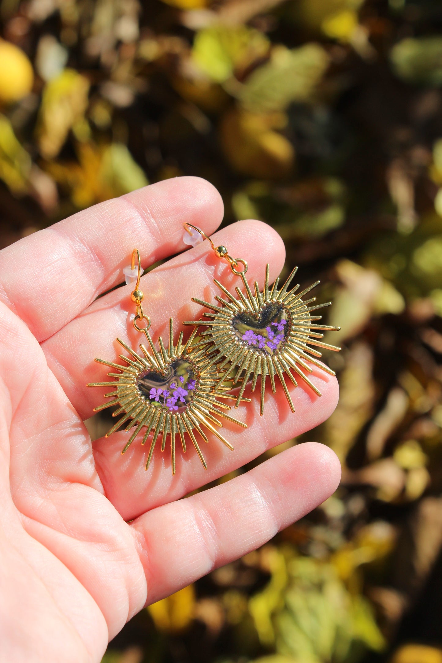 SACRED FLOWER morado