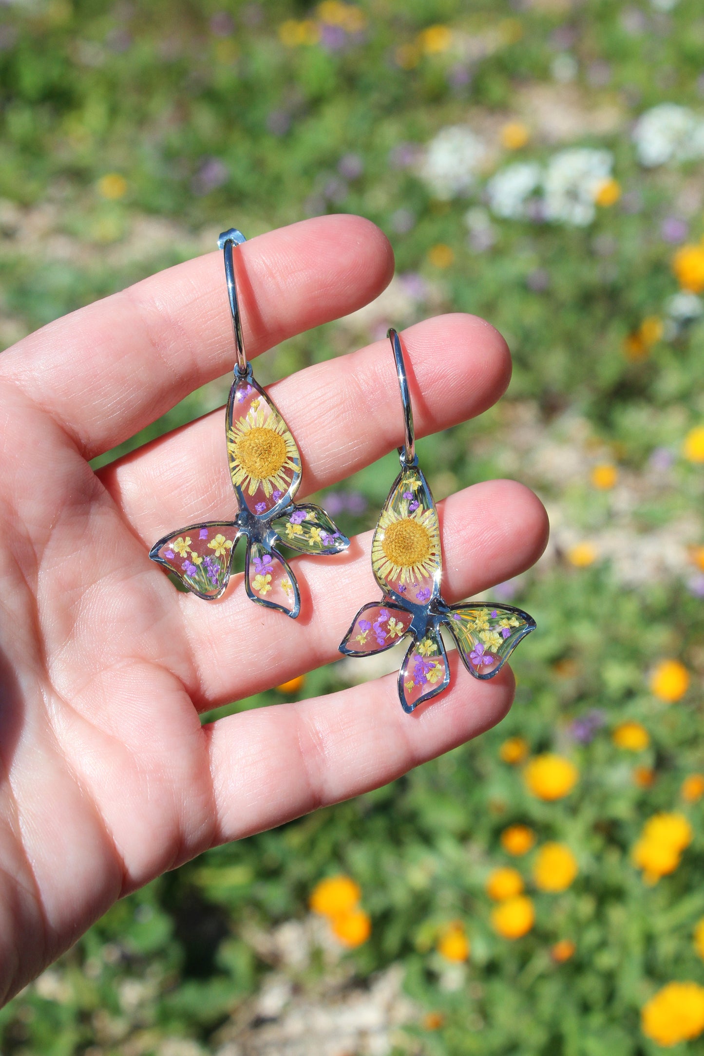 MARIPOSA amarillo y morado